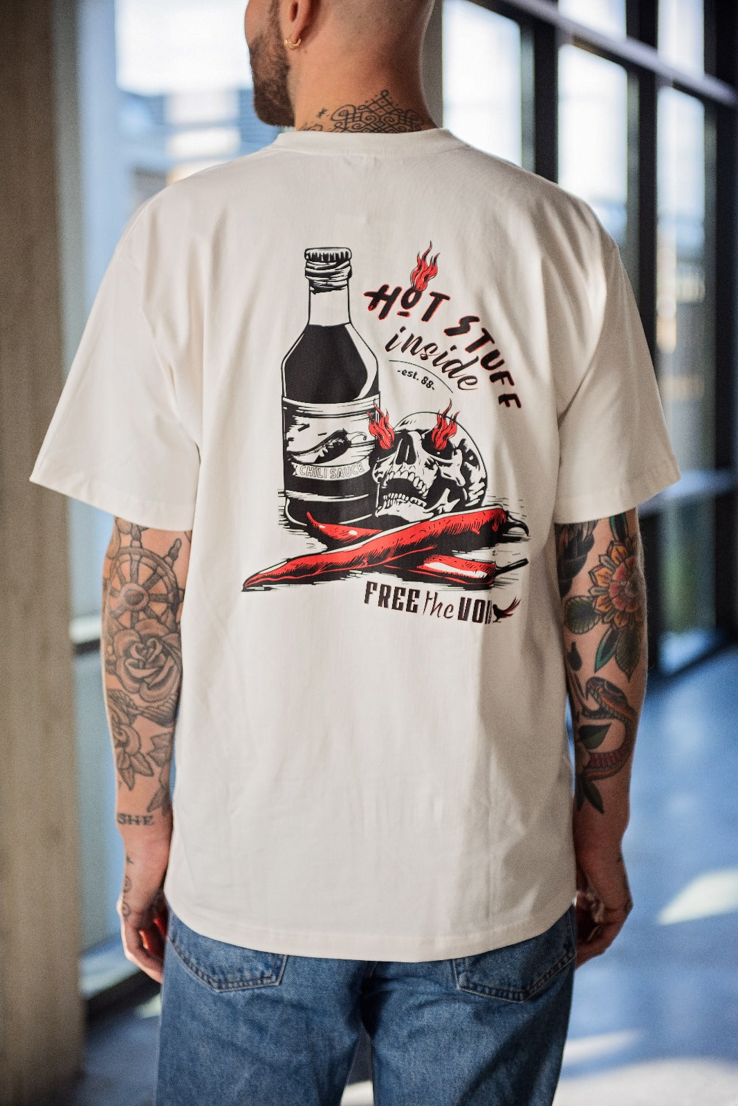 Hot Stuff Regular Tee - Wit