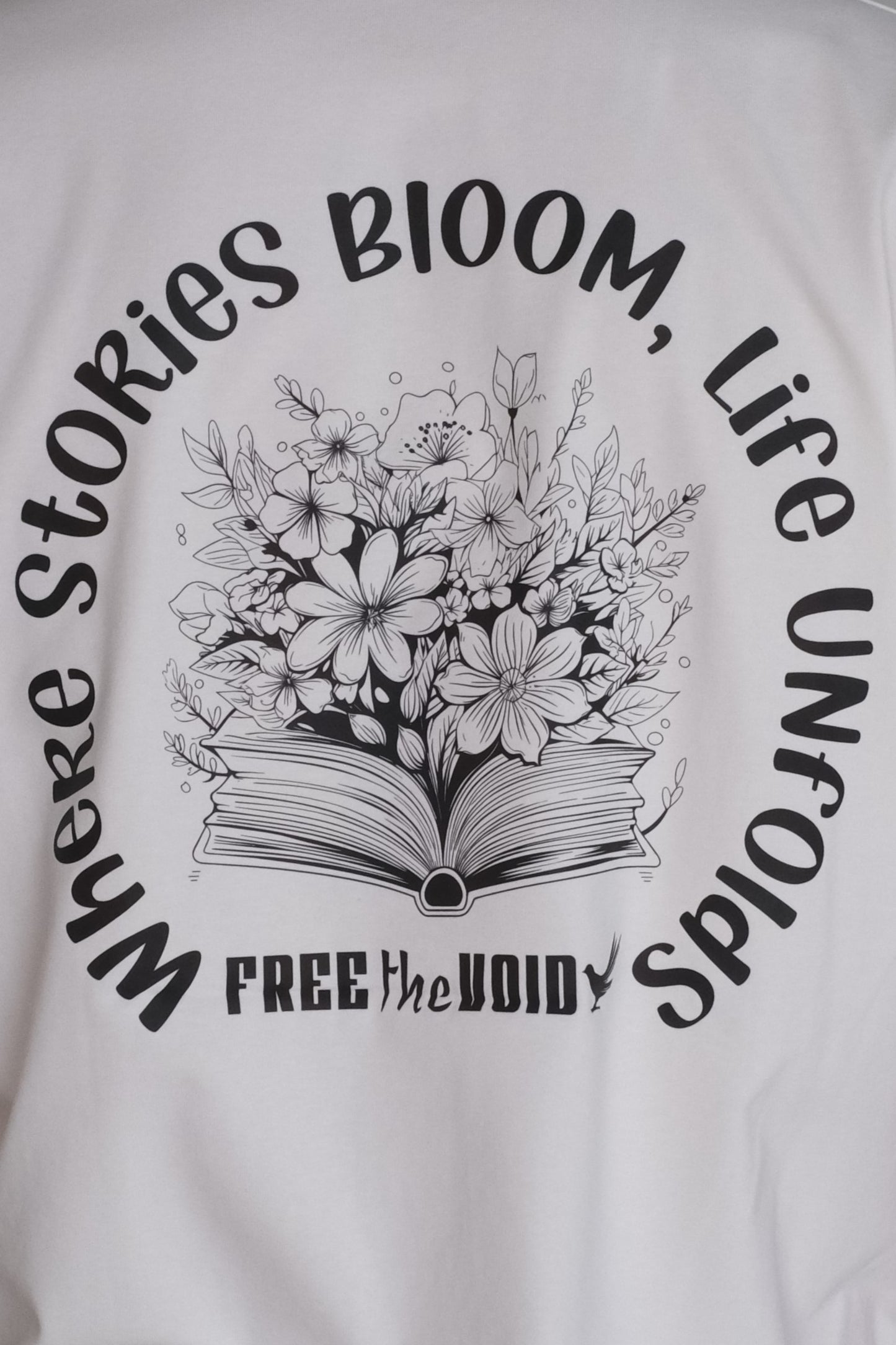 Life Blooms Regular Tee off-white