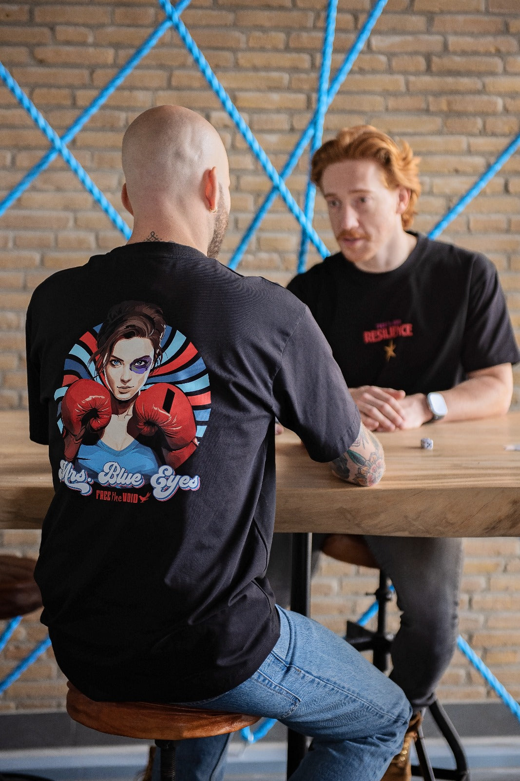 Mrs. Blue Eyes Regular Tee black