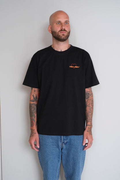 Love is the Answer Regular Tee - Zwart