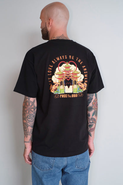 Love is the Answer Regular Tee - Zwart