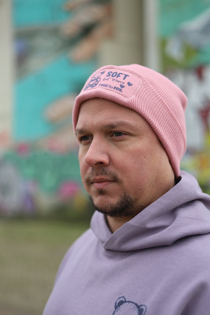Soft but Fierce Beanie - Roze