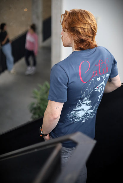 Catch of the Day Regular Tee - Marine Blauw